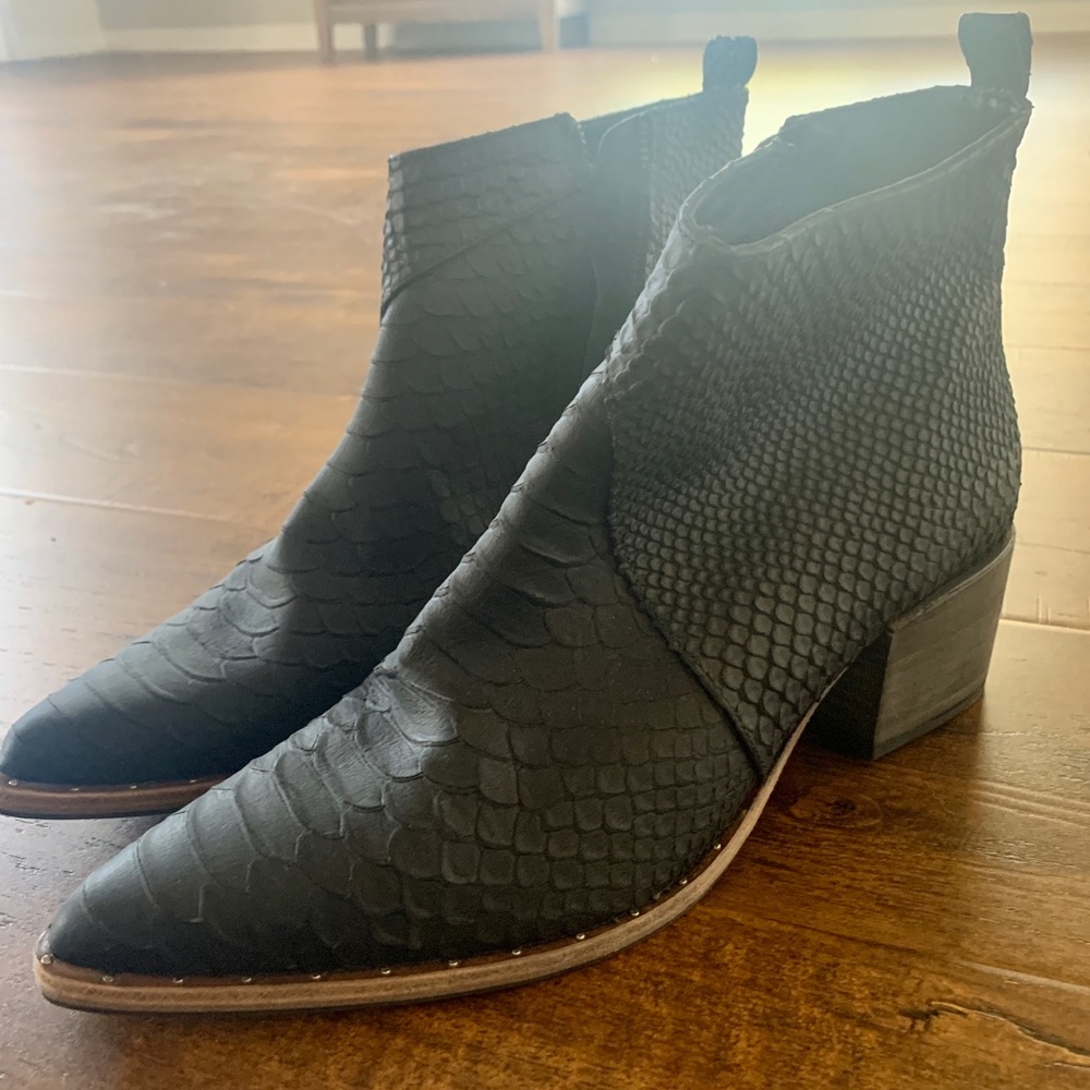 Freda Salvador Boots